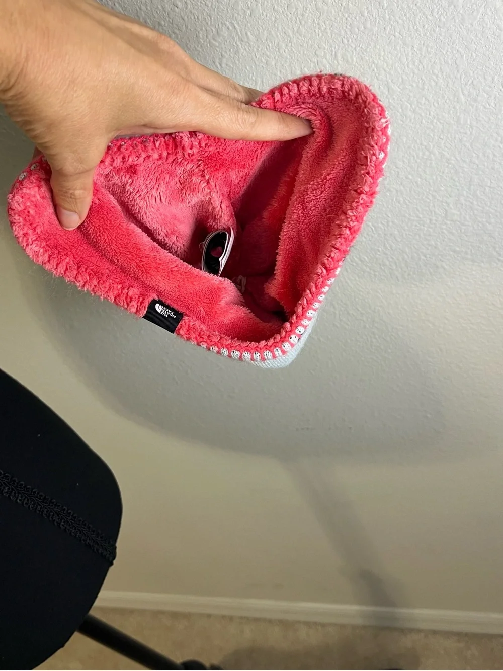 The North Face Infant XXS 0-6M Blue Pink Pom Beanie Fleece Lined Beanie